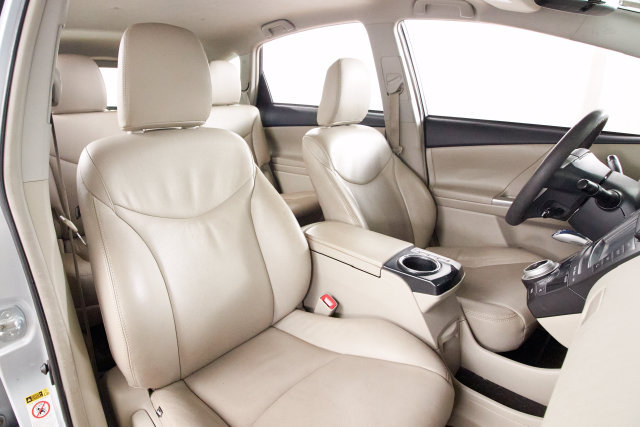 Used 2014 Toyota Prius V Three FWD image 22