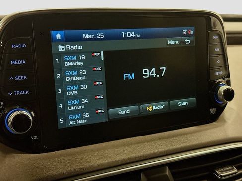 Used 2020 Hyundai Santa Fe Limited image 18