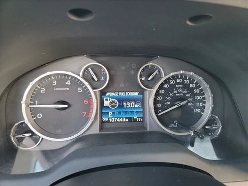 Used 2016 Toyota Tundra SR5 w/ SR5 Upgrade Package RWD image 20