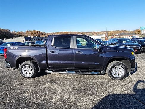 Used 2022 Chevrolet Silverado 1500 LT w/ Protection Package image 10