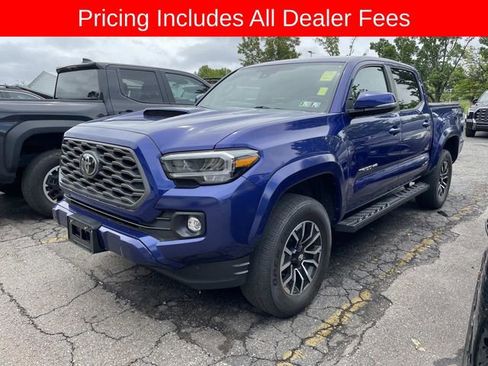 Used 2023 Toyota Tacoma TRD Sport AWD/4WD image 1