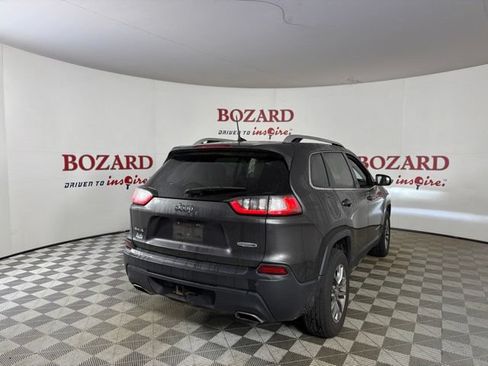 Used 2020 Jeep Cherokee Latitude Plus w/ Comfort/Convenience Group AWD/4WD image 8