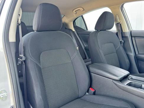 Used 2022 Nissan Sentra S image 28