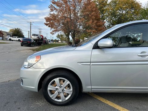 Used 2011 Hyundai Accent GLS w/ Premium Pkg 4 image 20