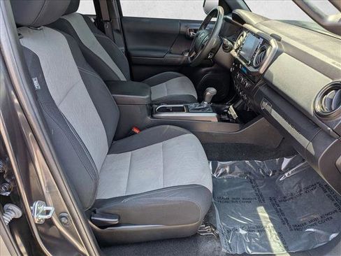 Used 2023 Toyota Tacoma TRD Sport w/ Technology Package RWD image 18