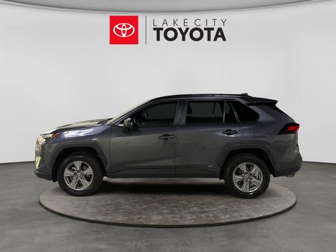 Used 2024 Toyota RAV4 LE AWD/4WD image 3