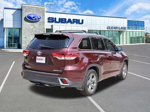 Used 2018 Toyota Highlander Limited Platinum AWD/4WD image 6