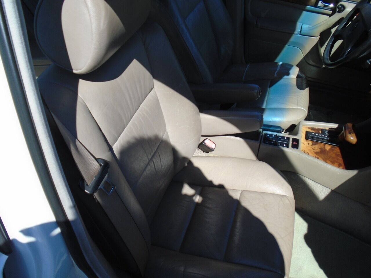 Used 1994 BMW 740i RWD image 18
