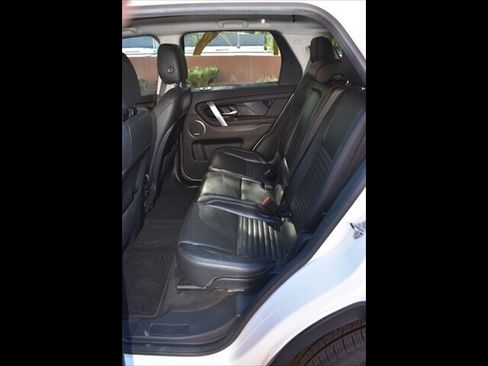 Used 2020 Land Rover Discovery Sport SE AWD/4WD image 19