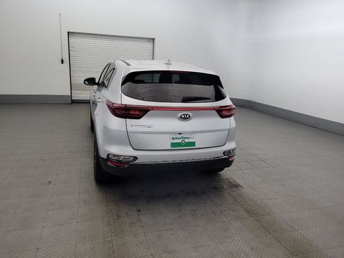 Used 2020 Kia Sportage LX FWD image 6