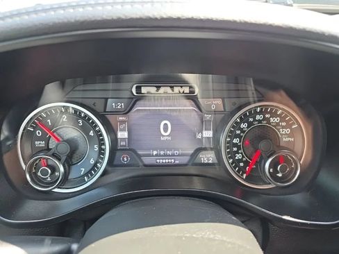 Used 2019 RAM 1500 Laramie AWD/4WD image 23