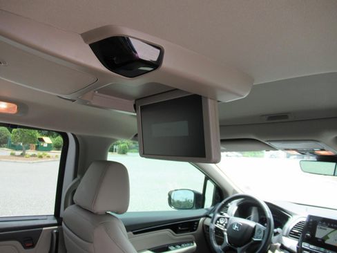 Used 2022 Honda Odyssey Touring image 17