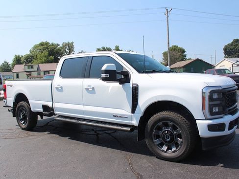 Used 2023 Ford F350 Lariat w/ Sport Appearance Package AWD/4WD image 3
