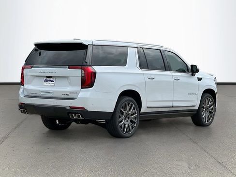 New 2026 GMC Yukon XL Denali Ultimate AWD/4WD image 4