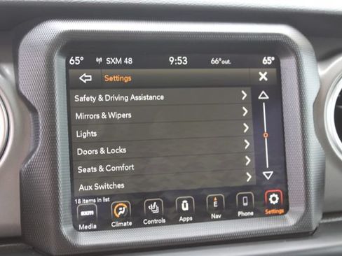 Used 2023 Jeep Wrangler Unlimited Rubicon 4xe w/ Cold Weather Group AWD/4WD image 36