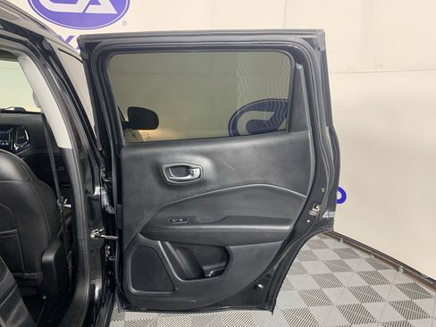 Used 2020 Jeep Compass Latitude image 35