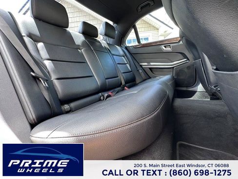 Used 2014 Mercedes-Benz E 350 4MATIC Sedan image 15