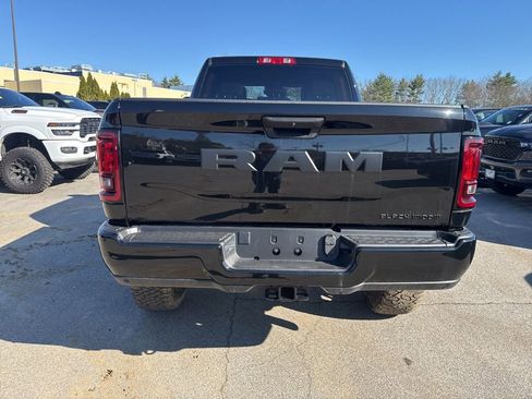 New 2025 RAM 2500 Big Horn AWD/4WD image 4