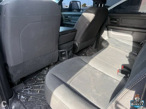 Used 2024 RAM 2500 Tradesman w/ Chrome Appearance Group AWD/4WD image 11