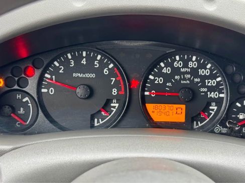 Used 2012 Nissan Frontier SV image 14