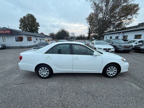 Used 2006 Toyota Camry LE image 7