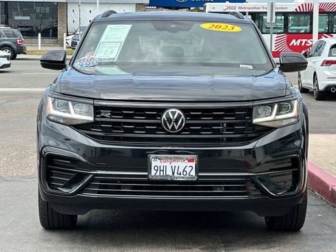 Used 2023 Volkswagen Atlas Cross Sport SEL R-Line AWD/4WD image 9