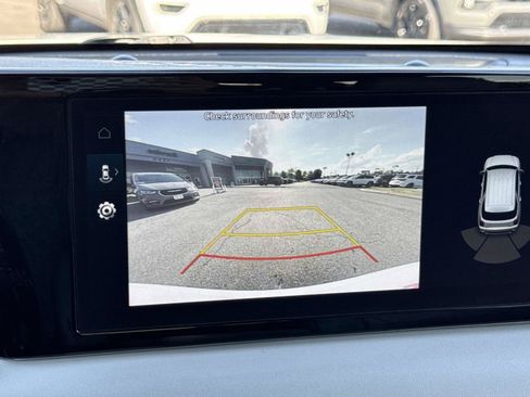 Used 2025 Hyundai Palisade SEL FWD image 22