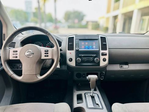 Used 2019 Nissan Frontier SV RWD image 15