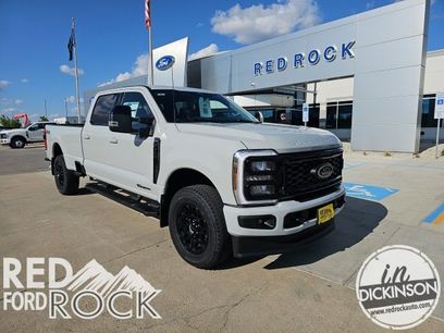 New 2025 Ford F350 Lariat w/ Black Appearance Package