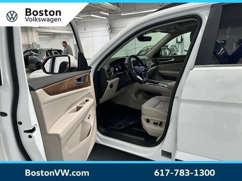 New 2026 Volkswagen Atlas SE AWD/4WD image 3