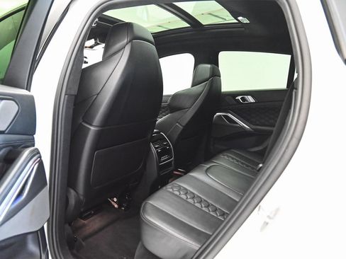 Used 2021 BMW X6 M AWD/4WD image 31