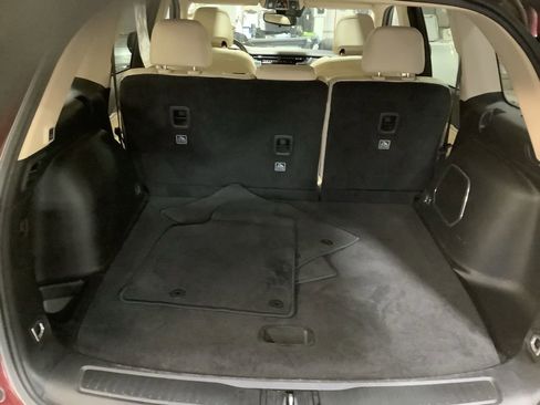 Used 2022 Jeep Grand Cherokee Limited image 16