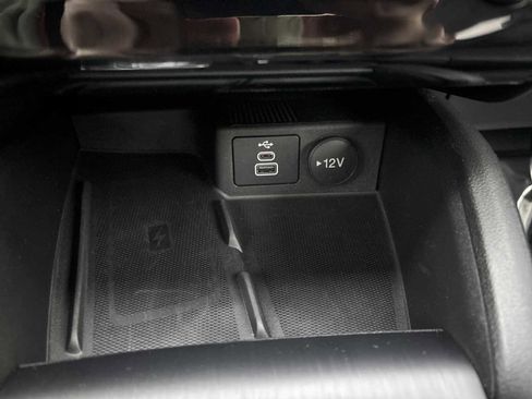 Used 2025 Ford Escape ST-Line Elite w/ Premium Technology Package image 27