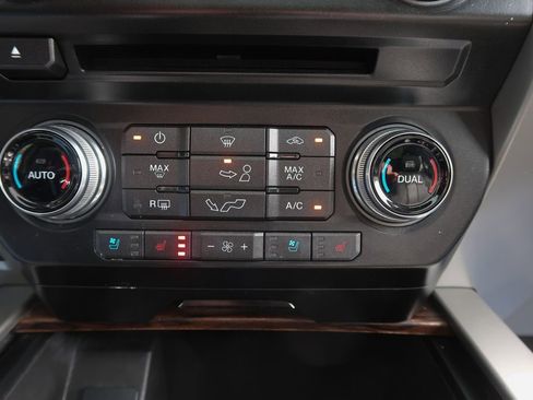 Used 2018 Ford F150 Lariat AWD/4WD image 47