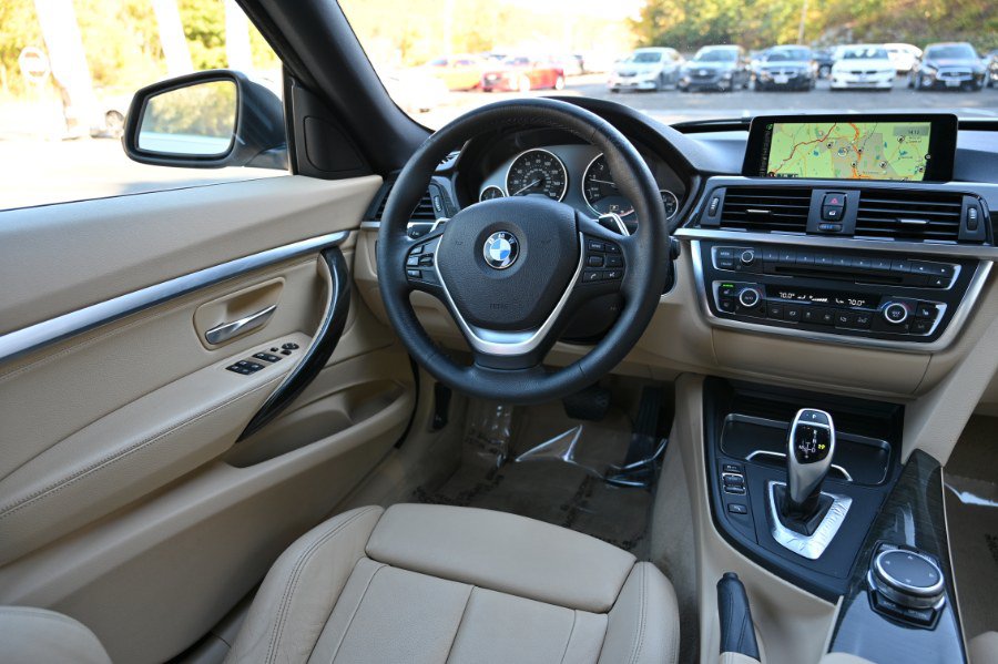 Used 2016 BMW 328i Gran Turismo xDrive AWD/4WD image 12