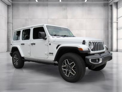 Used 2025 Jeep Wrangler Unlimited Sahara w/ Technology Group