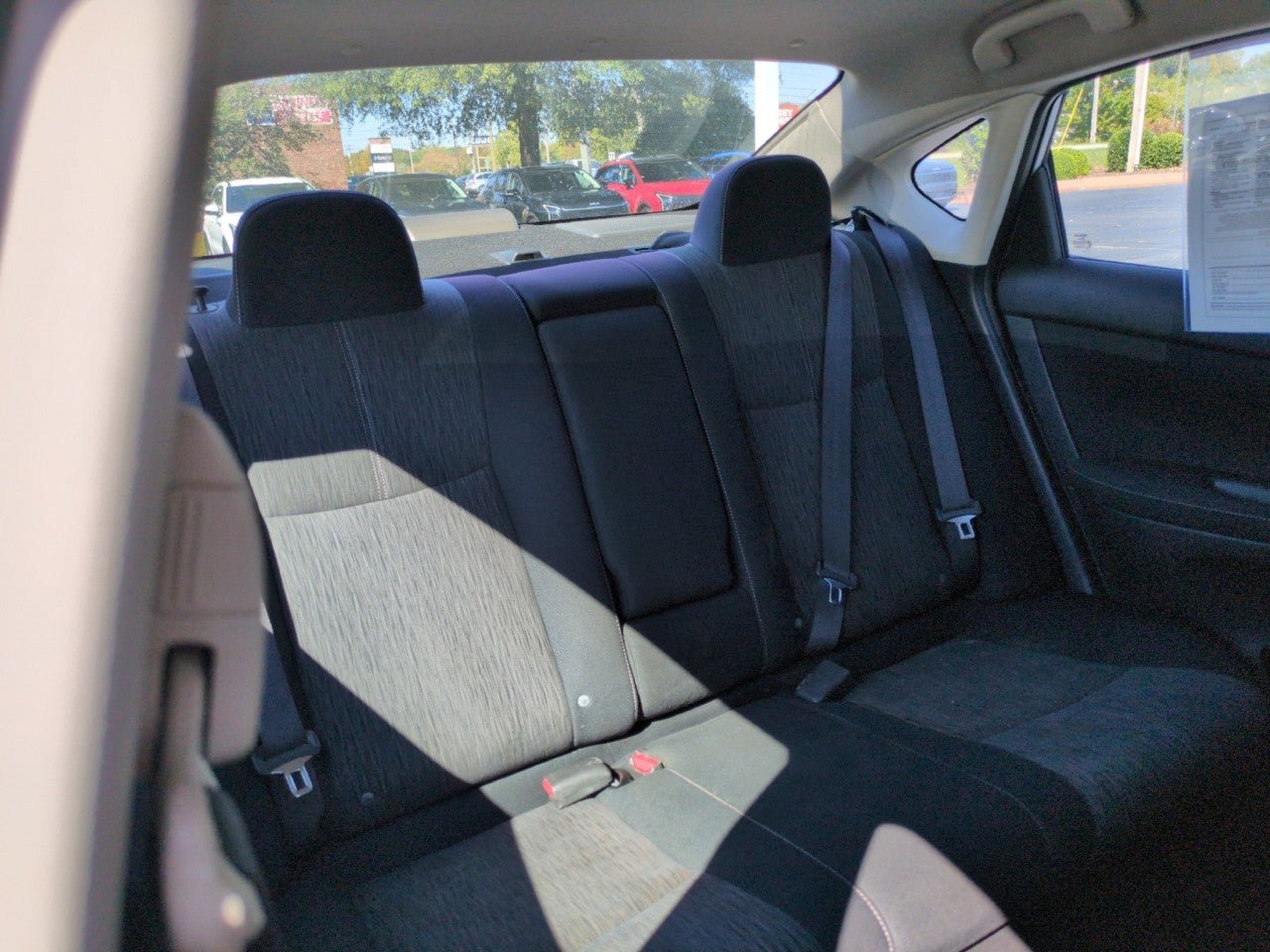 Used 2015 Nissan Sentra SV FWD image 24