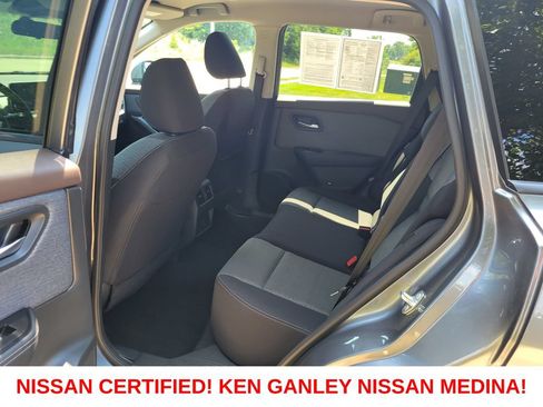 Certified 2023 Nissan Rogue SV AWD/4WD image 39