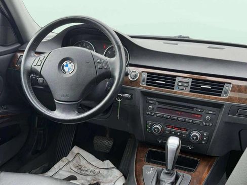 Used 2009 BMW 328i xDrive Sedan image 12
