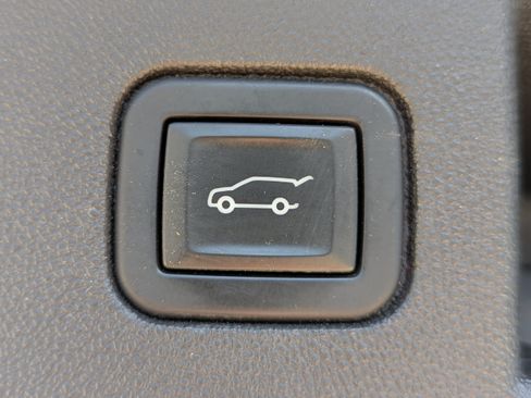Used 2022 Chevrolet Equinox RS AWD/4WD image 6