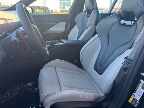 New 2026 BMW M5 w/ Executive Package AWD/4WD image 13