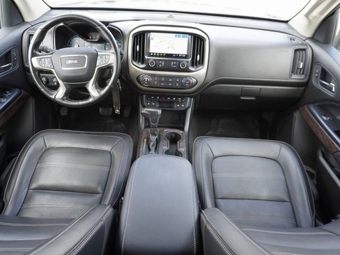 Used 2021 GMC Canyon Denali image 17