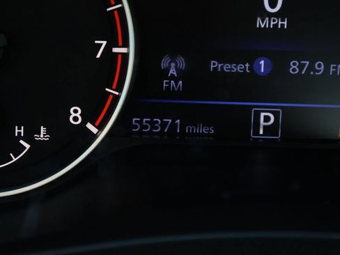 Used 2024 Nissan Altima 2.5 SR FWD image 28