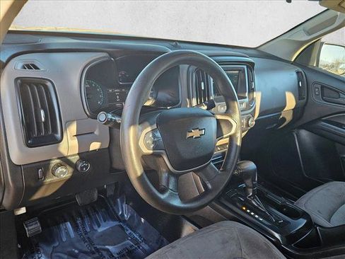 Used 2019 Chevrolet Colorado W/T w/ WT Convenience Package image 9