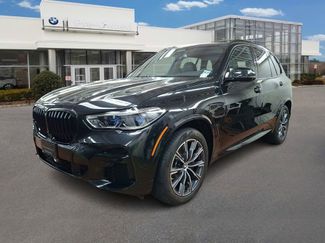 Used 2022 BMW X5 xDrive40i w/ M Sport Package AWD/4WD video 1