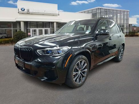 Used 2022 BMW X5 xDrive40i w/ M Sport Package AWD/4WD image 1