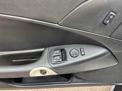 Used 2013 Chevrolet Corvette Convertible image 14