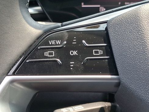 Used 2025 Audi Q5 Premium w/ Convenience Package AWD/4WD image 22
