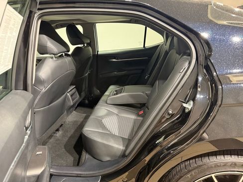 Certified 2023 Toyota Camry SE w/ Cold Weather Package FWD image 19