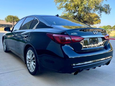 Used 2019 INFINITI Q50 Luxe w/ Essential Package (3.0T Luxe) RWD image 6